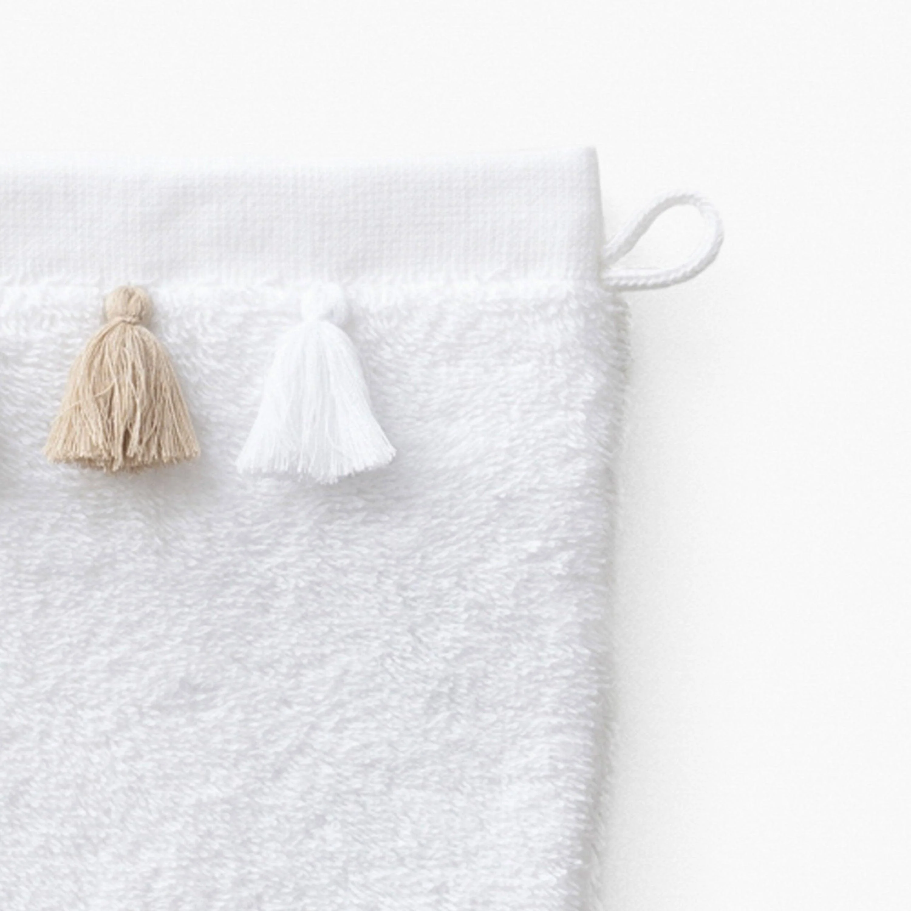 Amorgos Cotton Bath Glove - White - Image 3