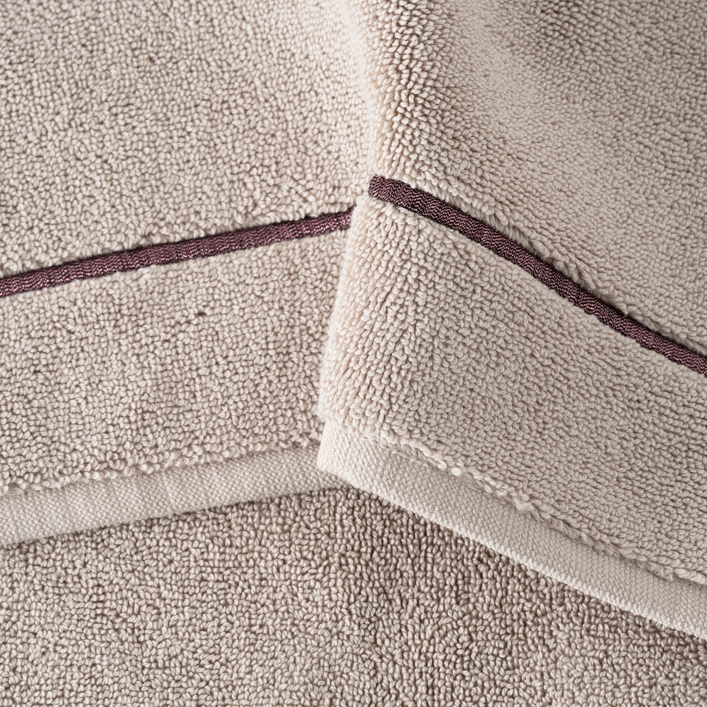 Aura Bath Mat - Mole - Image 4