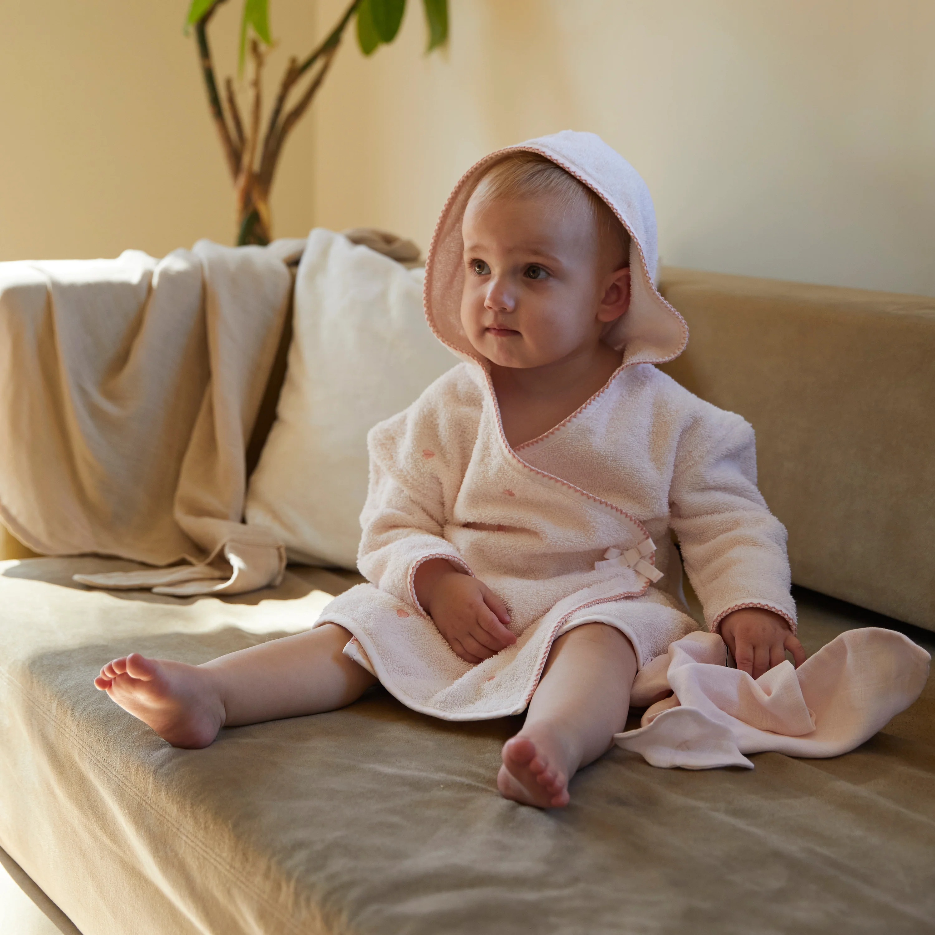 Bienvenue Children's Organic Cotton Bathrobe - Nude Pink - Image 2