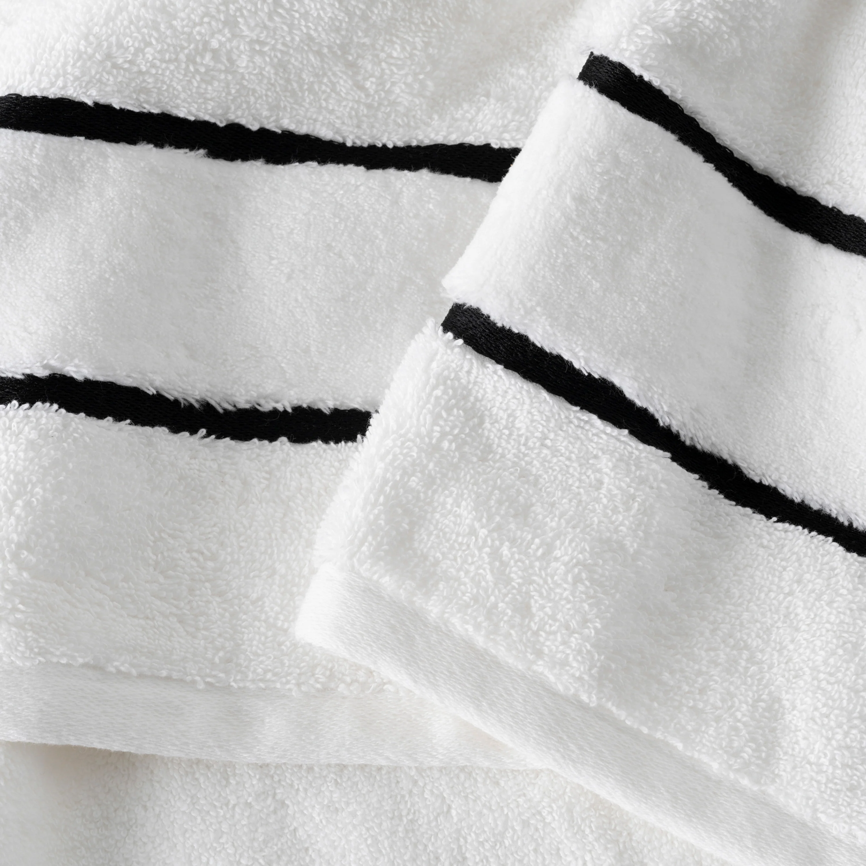 Danaide Cotton Bath Towel - White - Image 4