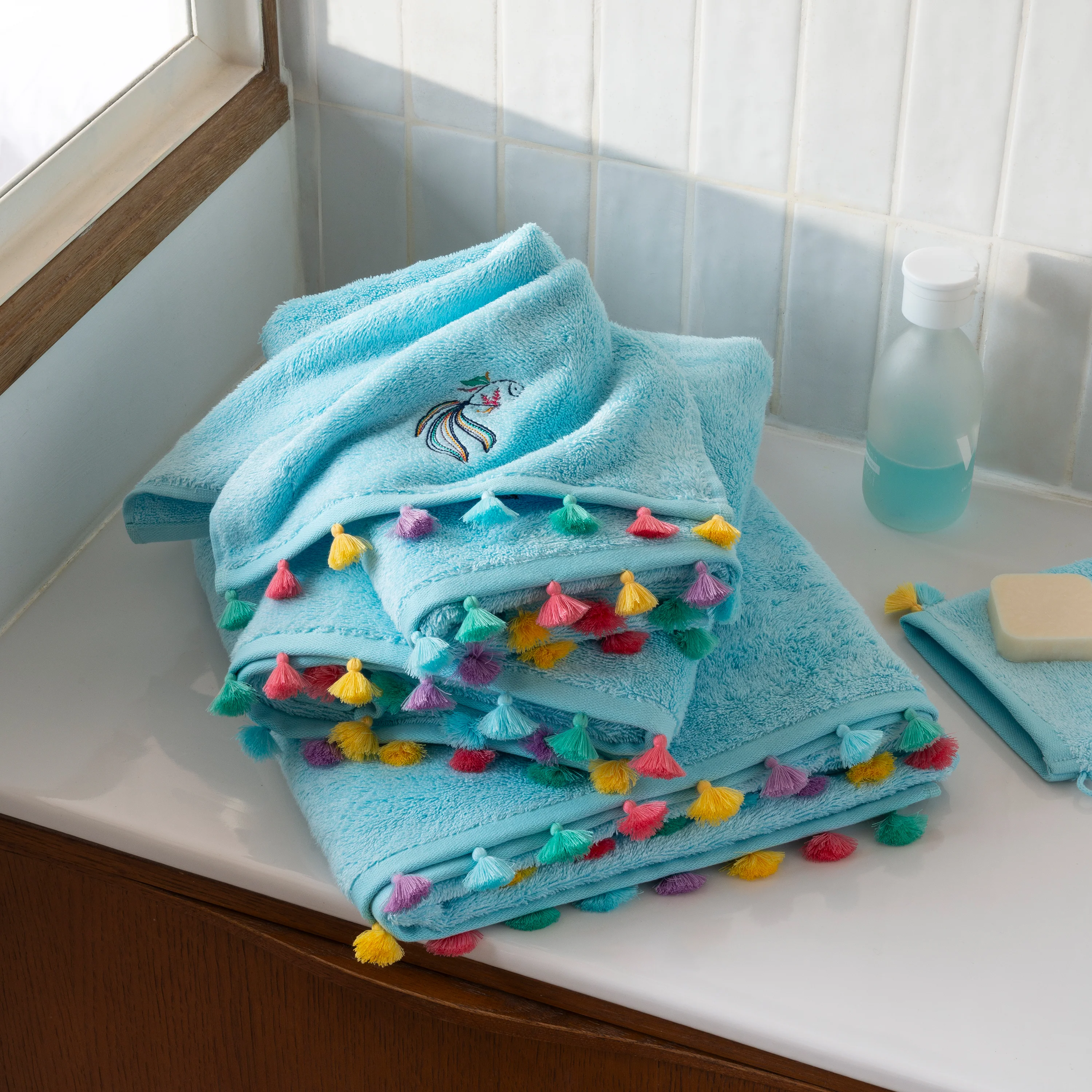 Demilune Cotton & Bamboo Viscose Bath Glove - Lagoon - Image 3