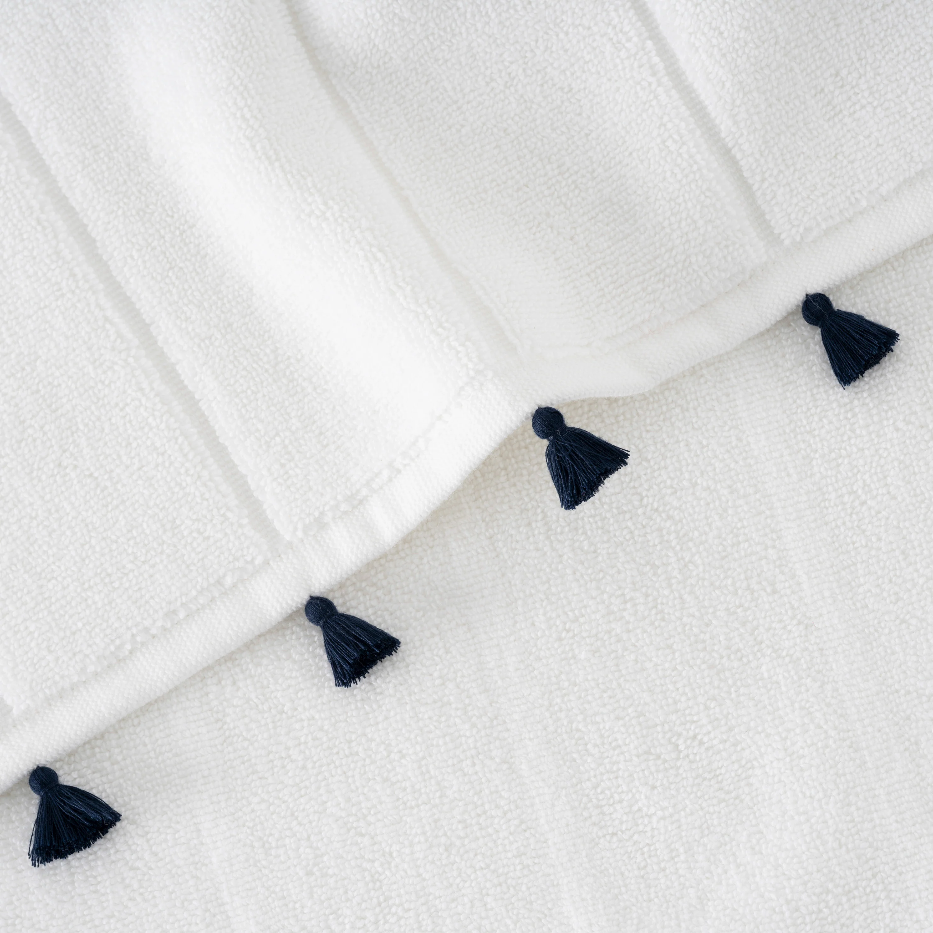Demilune Cotton & Bamboo Viscose Bath Mat - White - Image 3