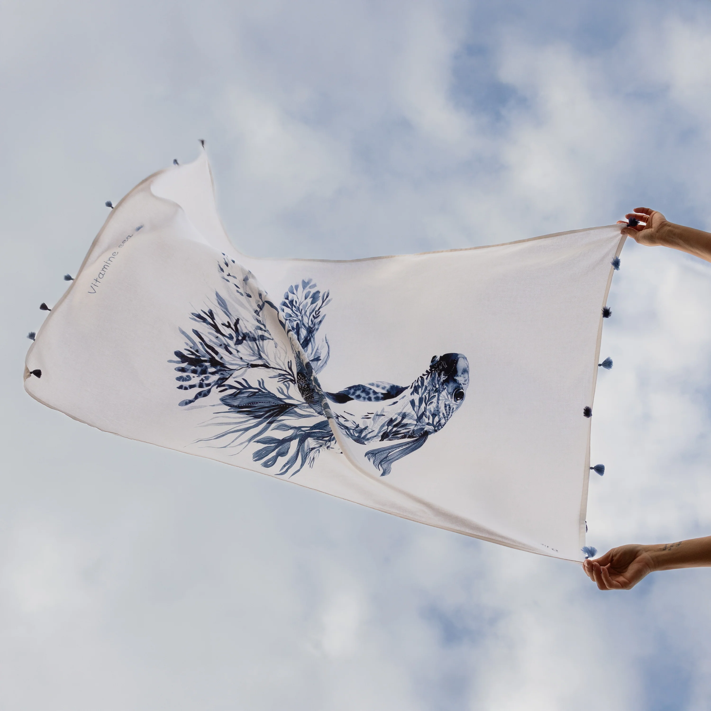 Demilune Turkish Cotton Beach Towel - White - Image 5