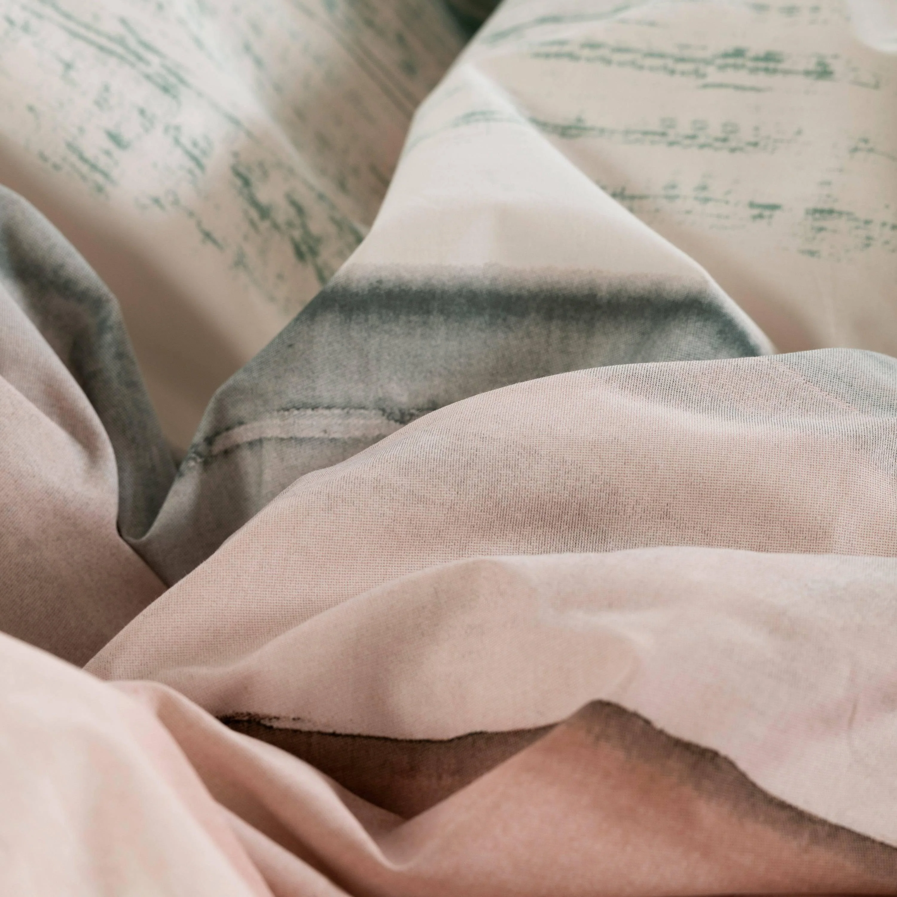 Duvet Cover in Cotton Percale Vibration - Image 3