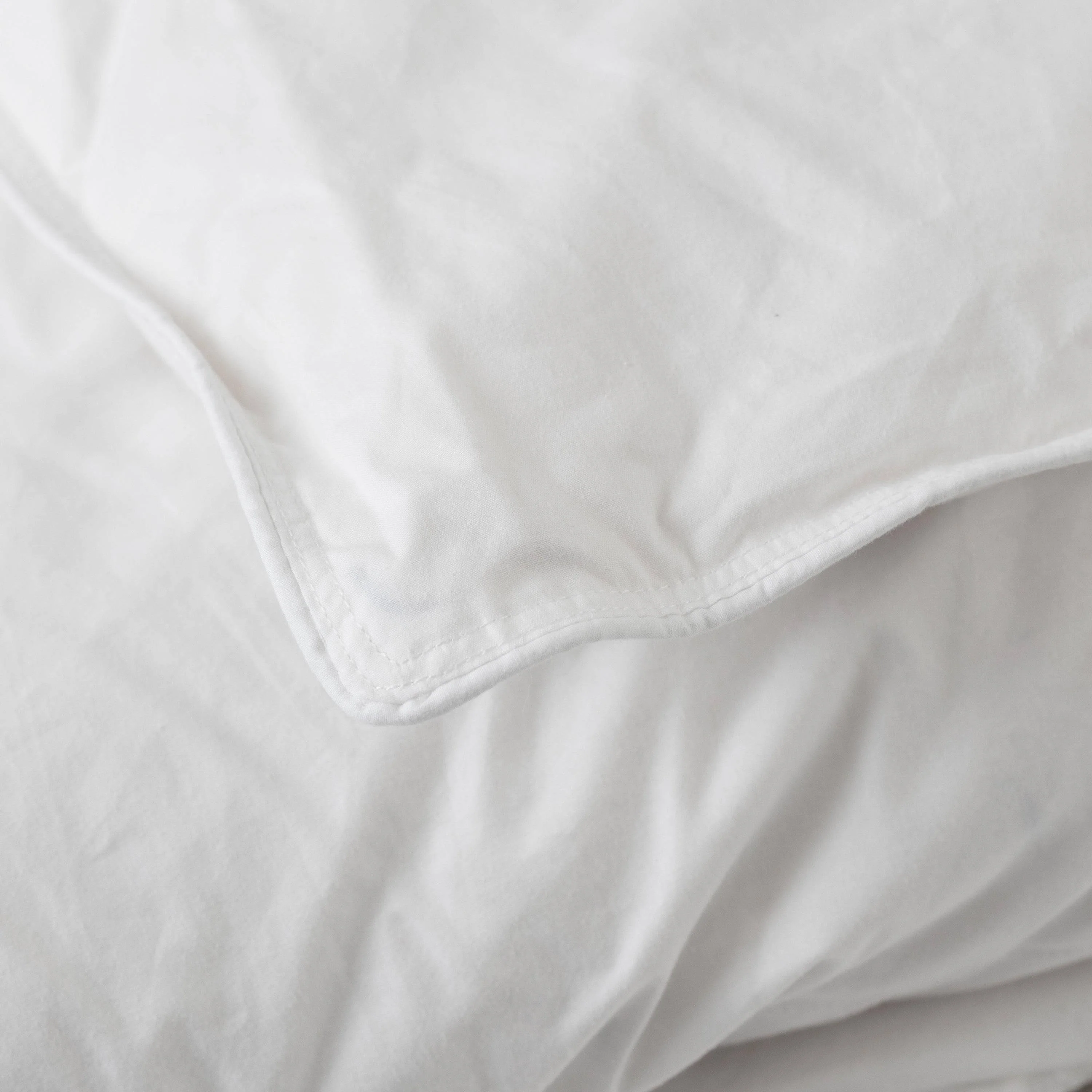 Essentiel Duck Down 4-Season Duvet - Image 4