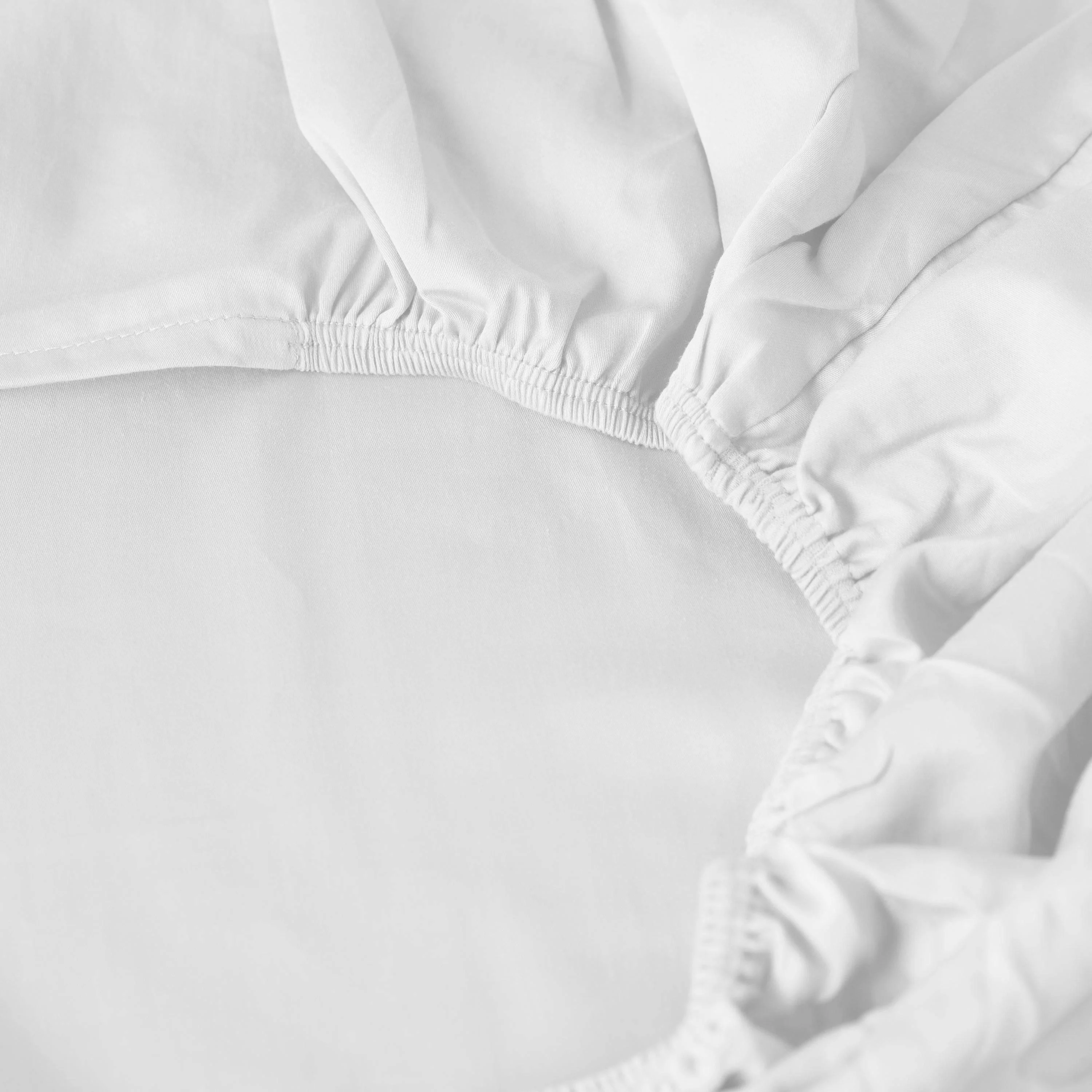 Quartz Organic Washed Cotton Fitted Sheet - White - Image 3