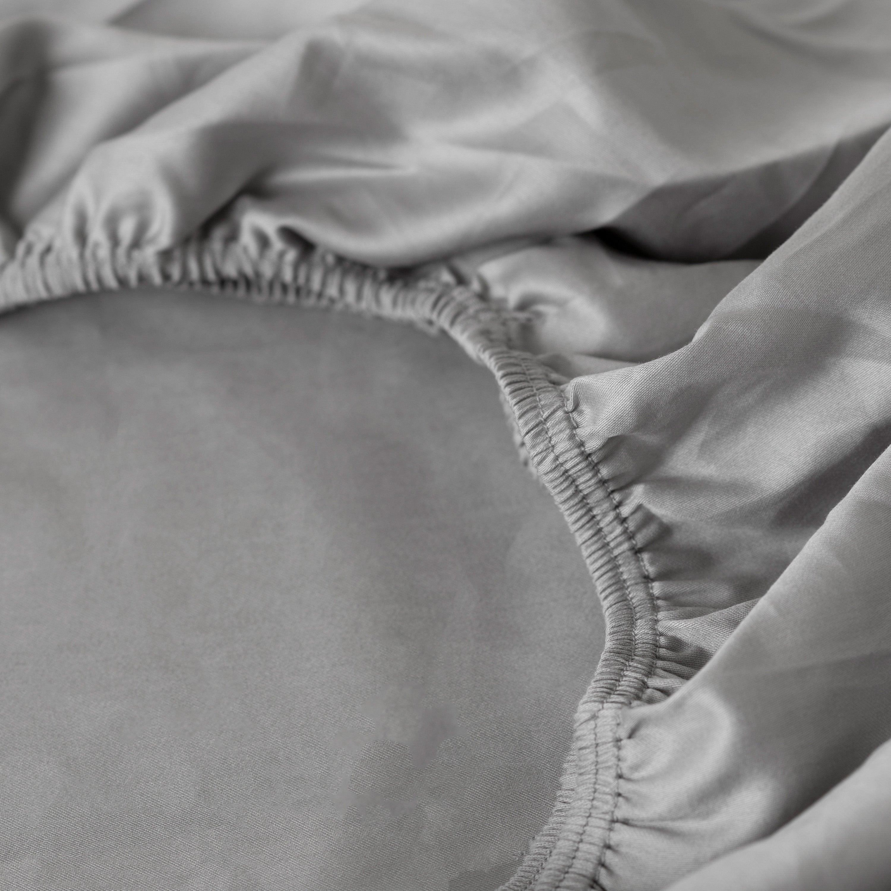 Fitted Sheet in Cotton Titanium - Image 3