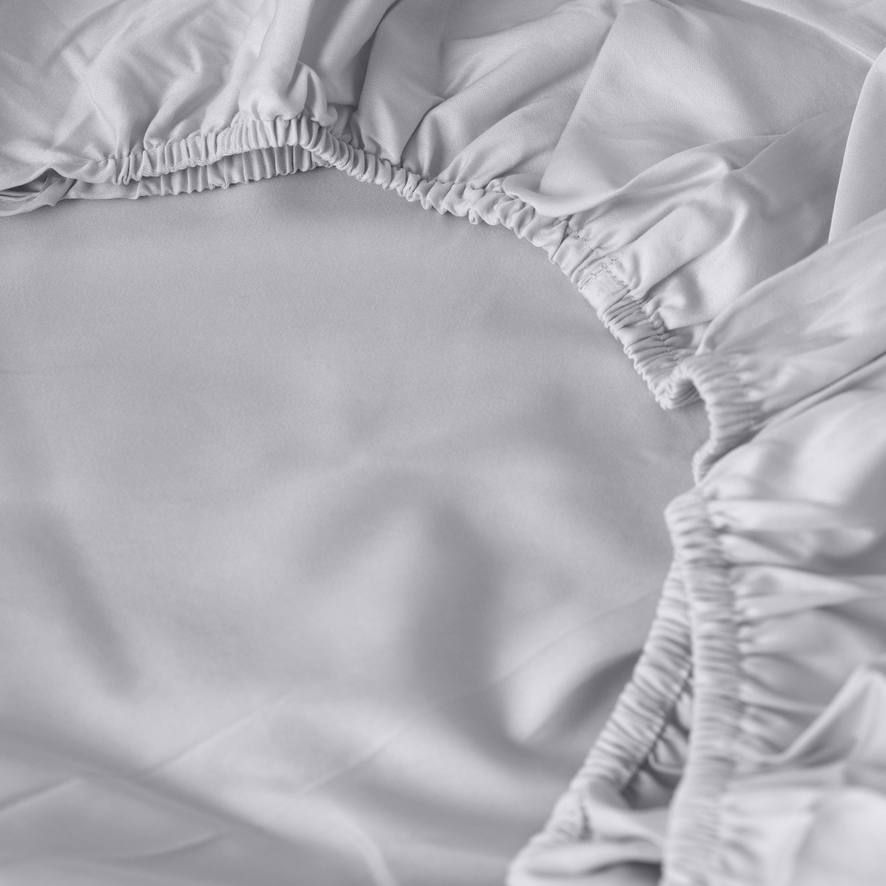 Prestige Cotton Sateen Fitted Sheet - Tourterelle - Image 3