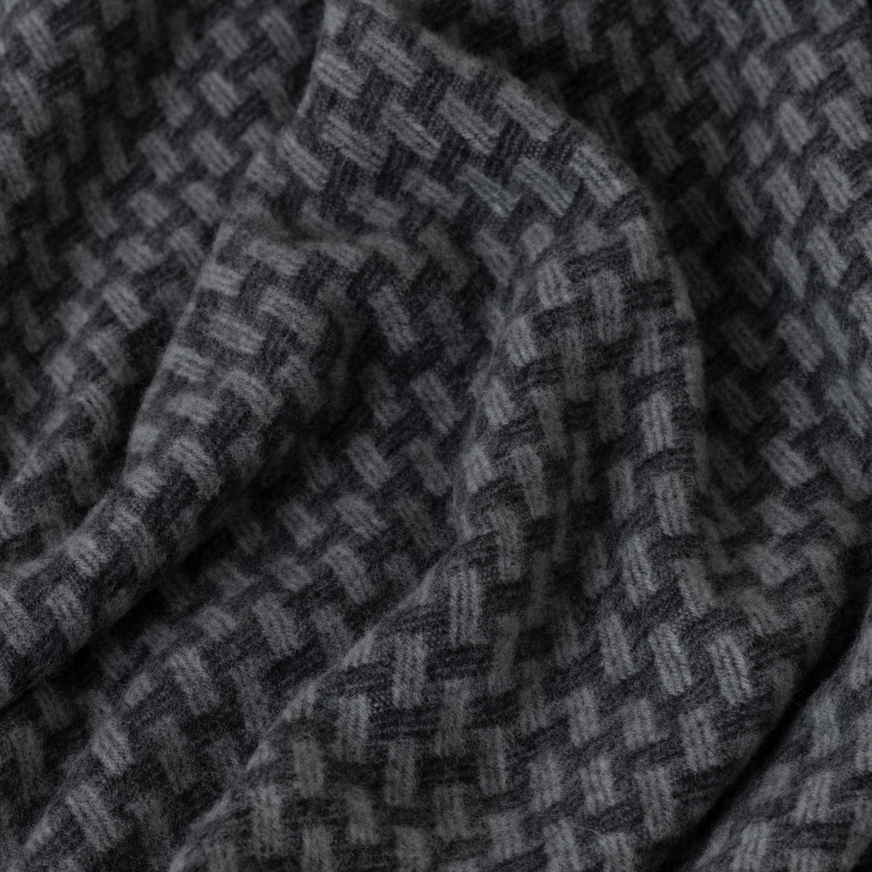 Baikal Wool Throw - Anthracite - Image 4