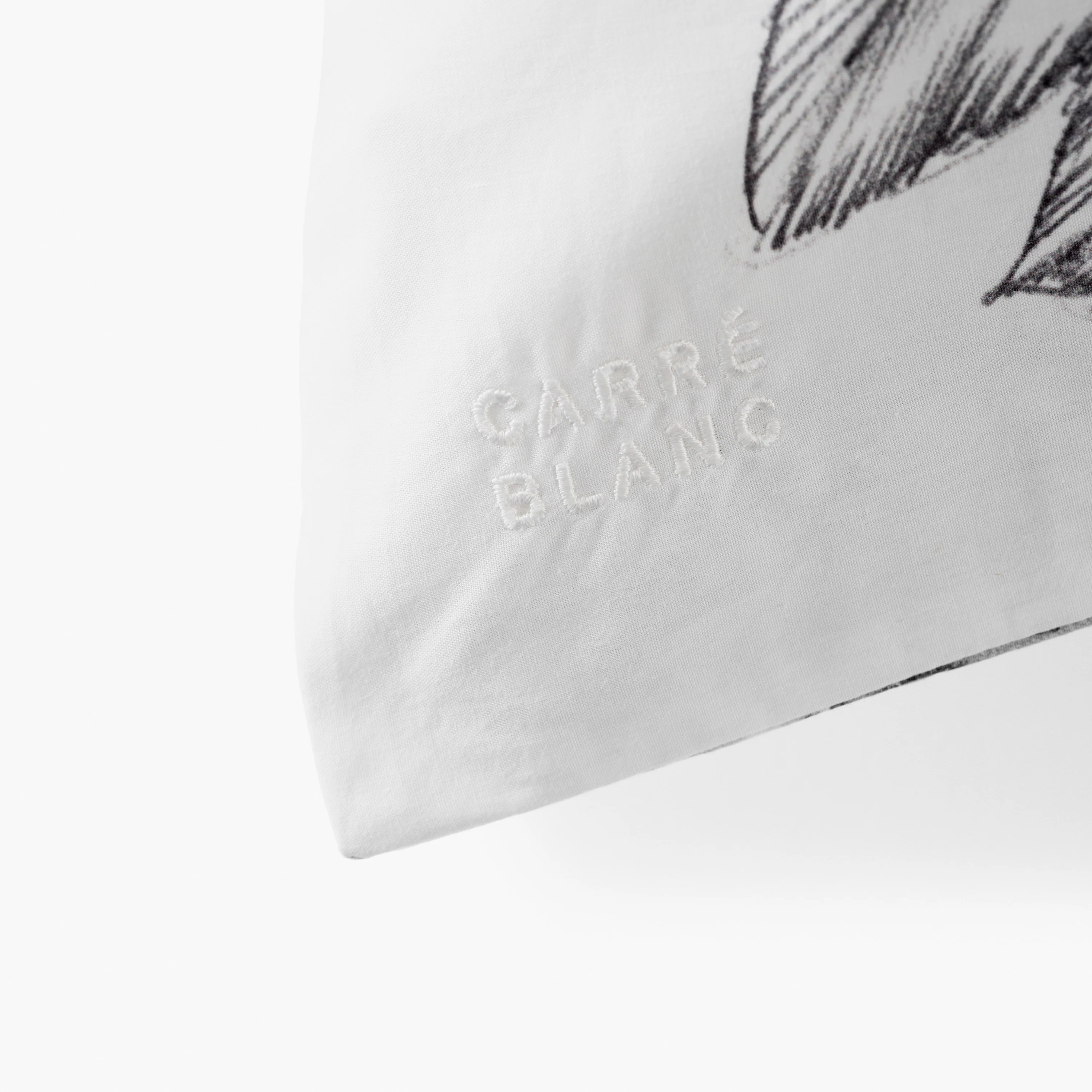 Ietulou Rectangular Pillowcase - Image 4