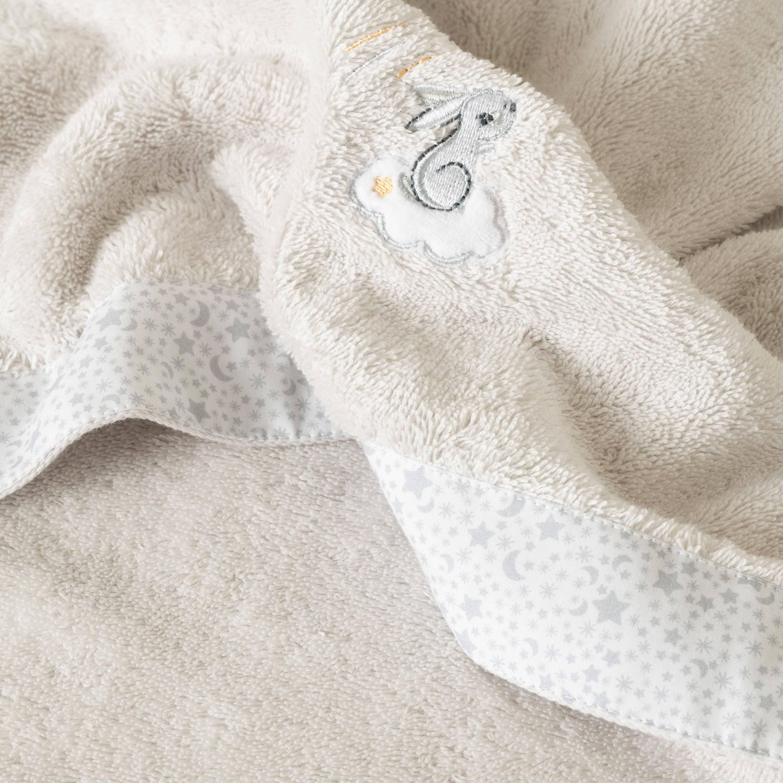 Illumine Organic Cotton Bath Towel - Chalk Grey - Image 4