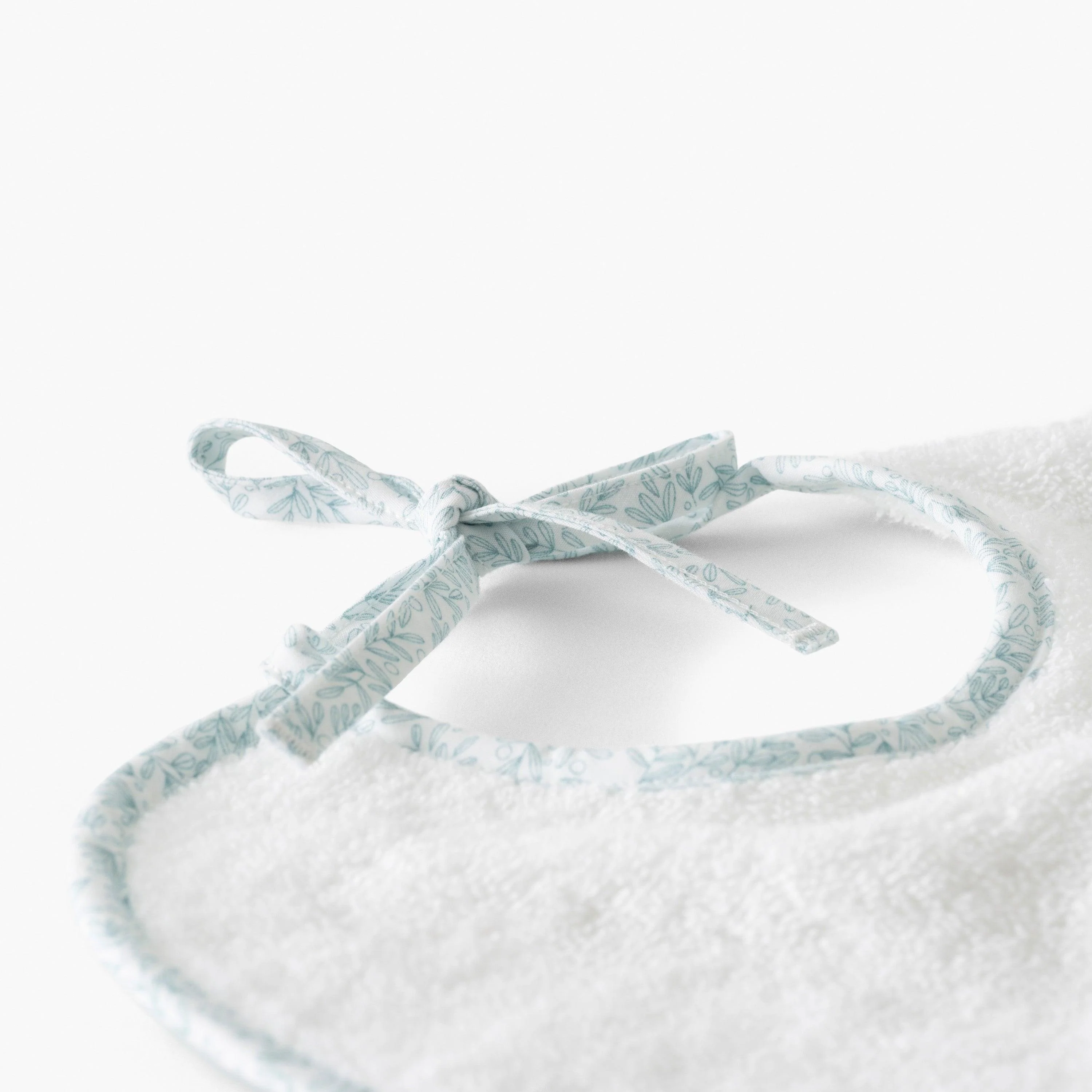 Jardine Organic Cotton Bib - White - Image 3