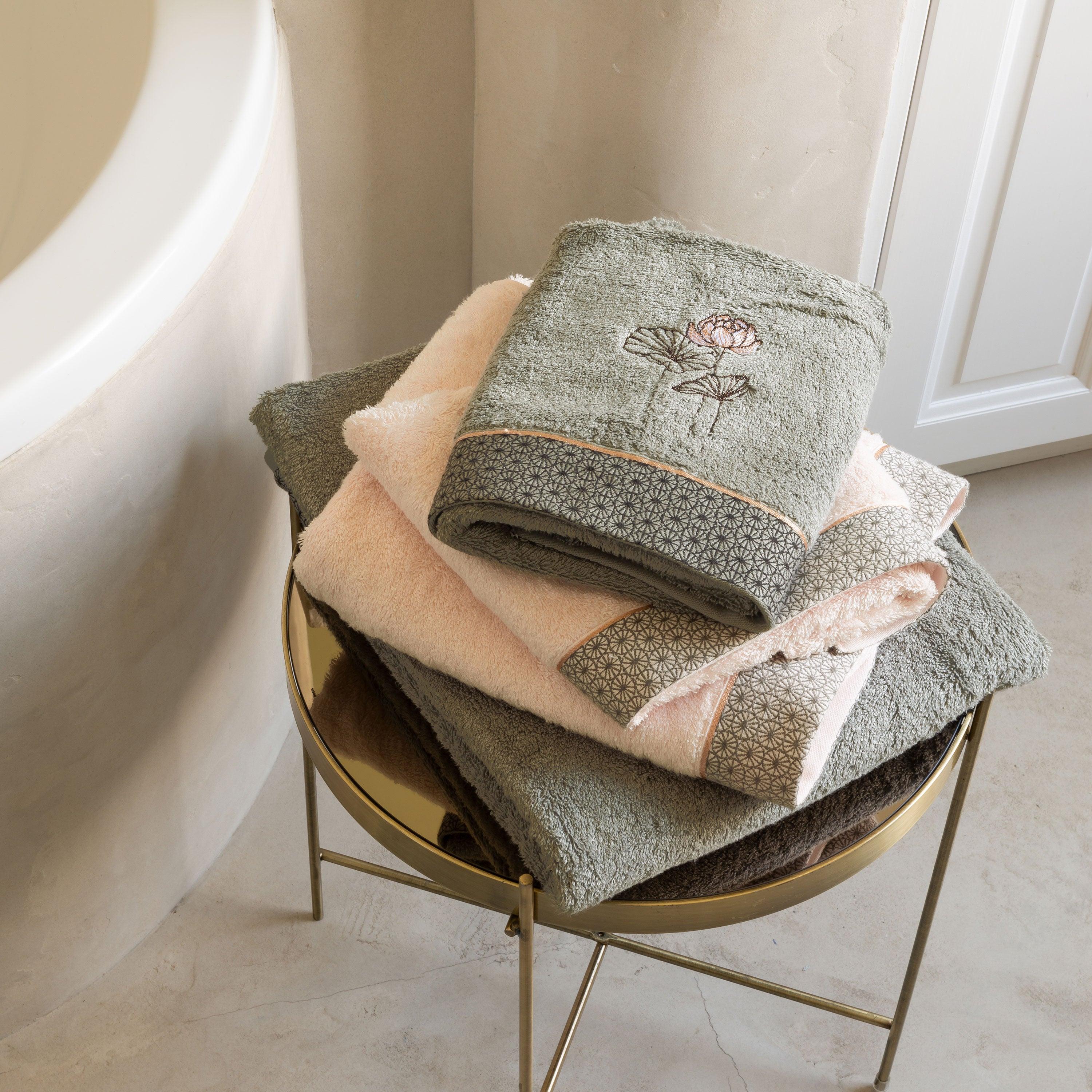 Lotus Pink Cotton Bath Towel - Image 5