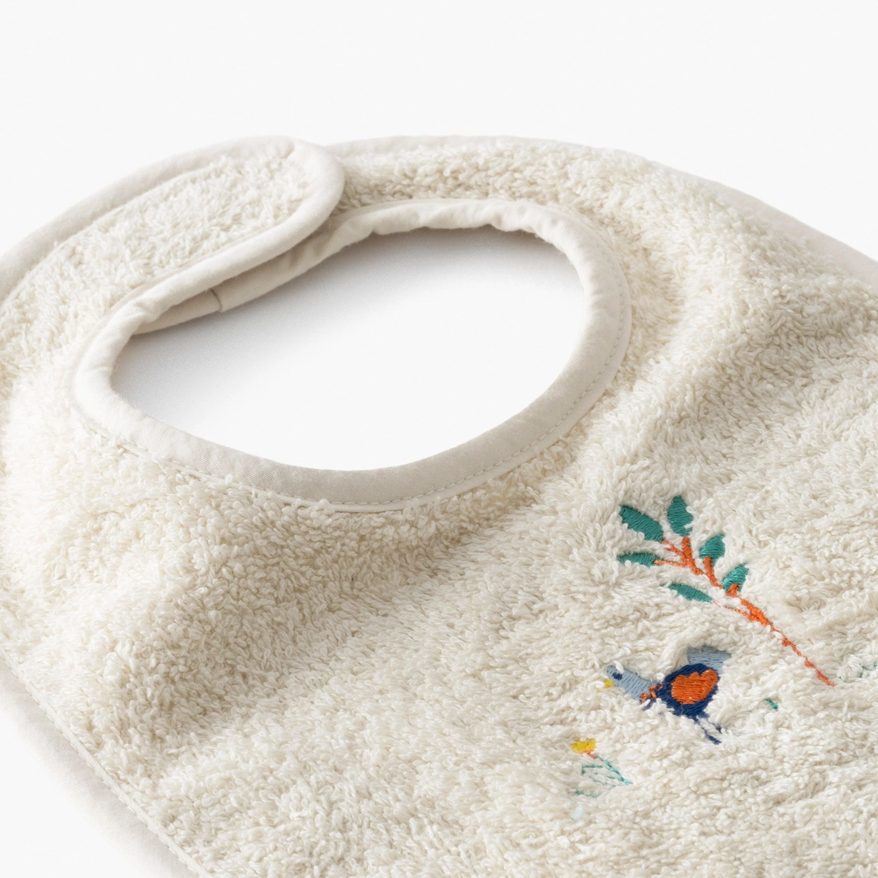 Mini Bib Organic Cotton Pinata Sand - Image 3