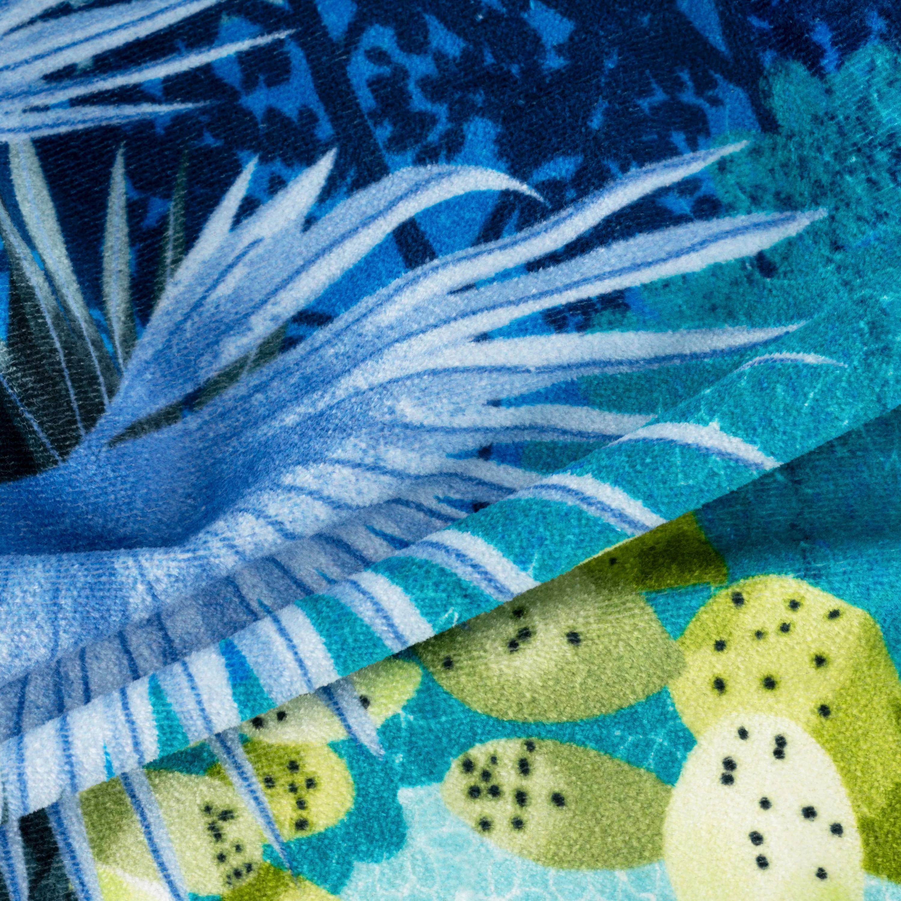 Naoussa Cotton Beach Towel - Blue - Image 4