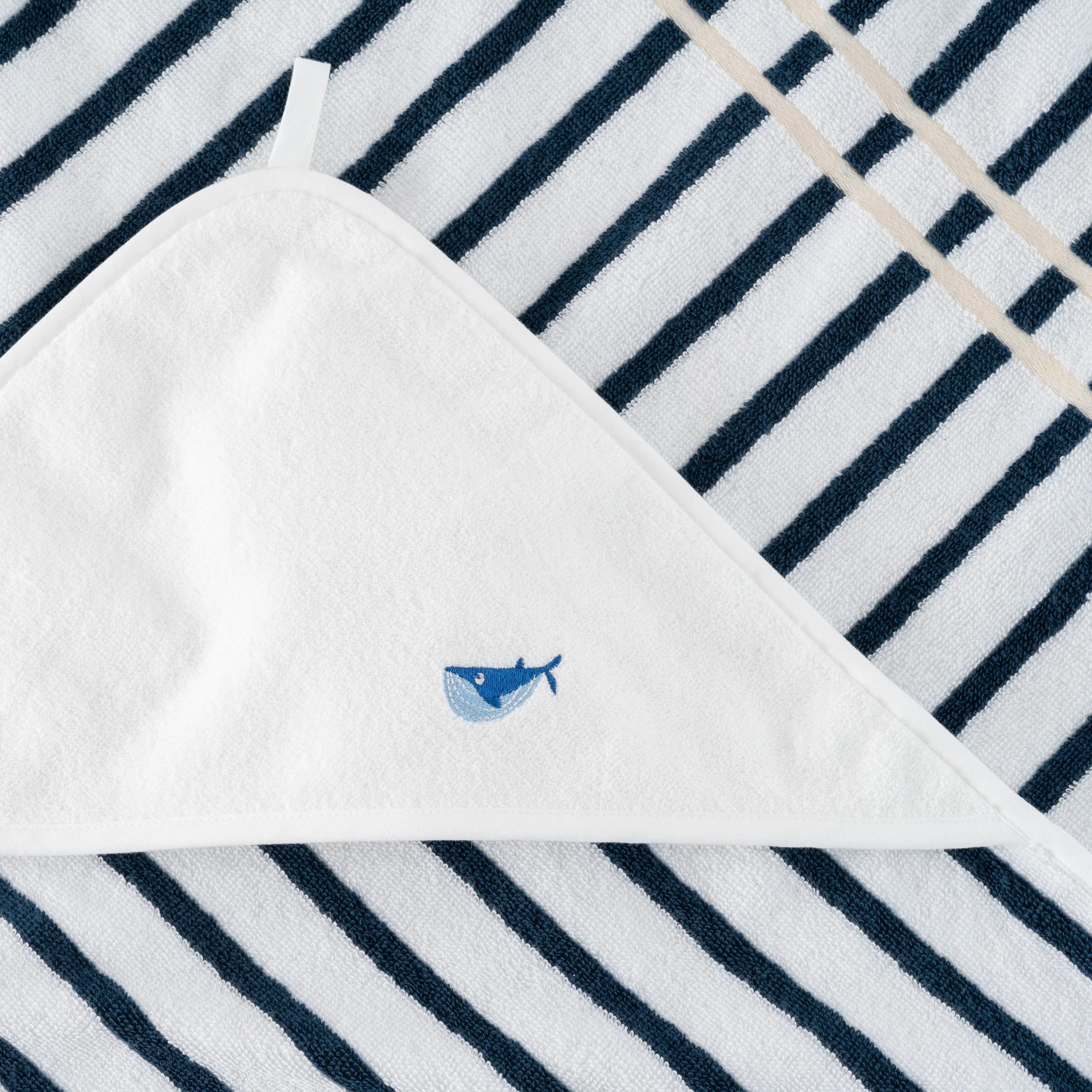 O Douce Organic Cotton Bath Cape - White - Image 4