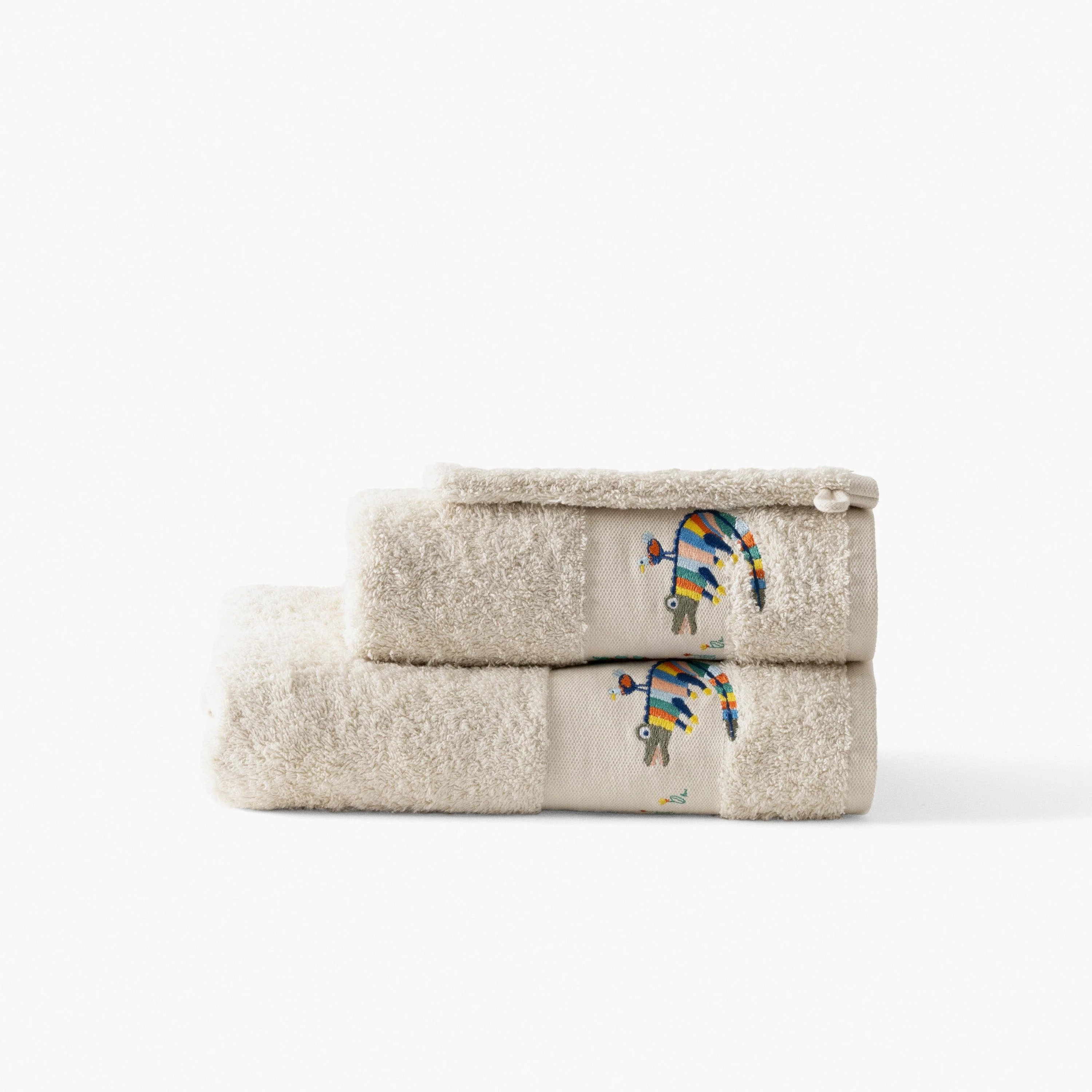Organic Cotton Towel Pinata Sand - Image 4