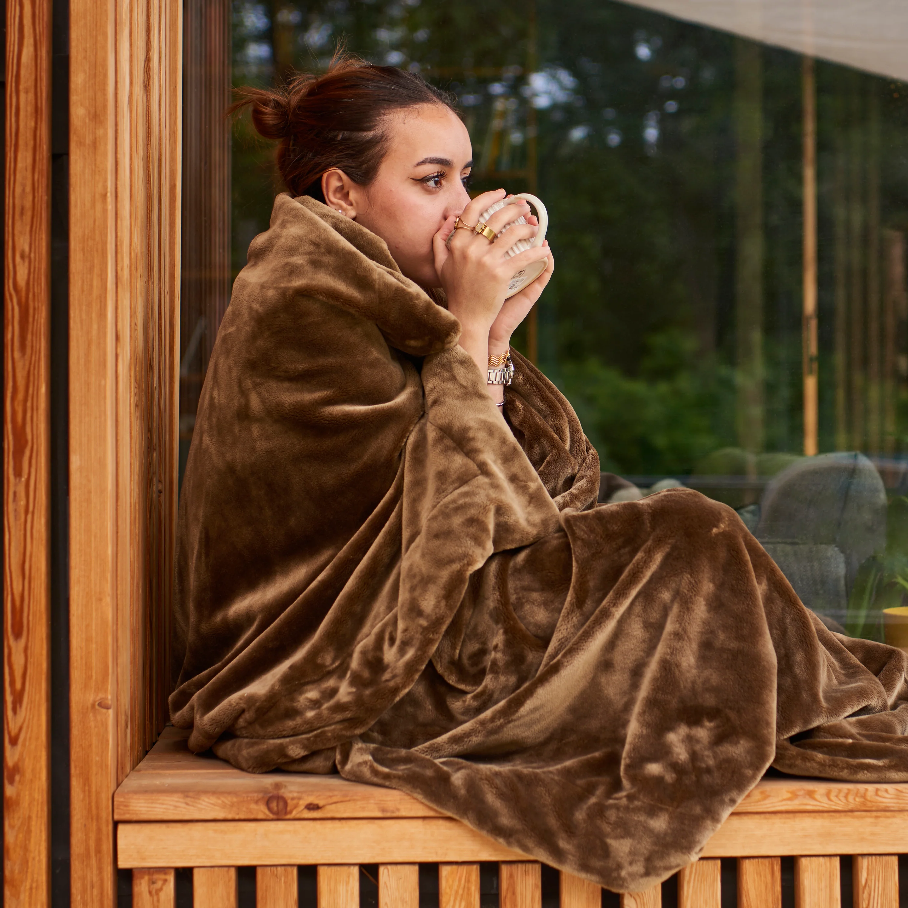 Oslo Polar Fleece Blanket - Bronze - Image 2