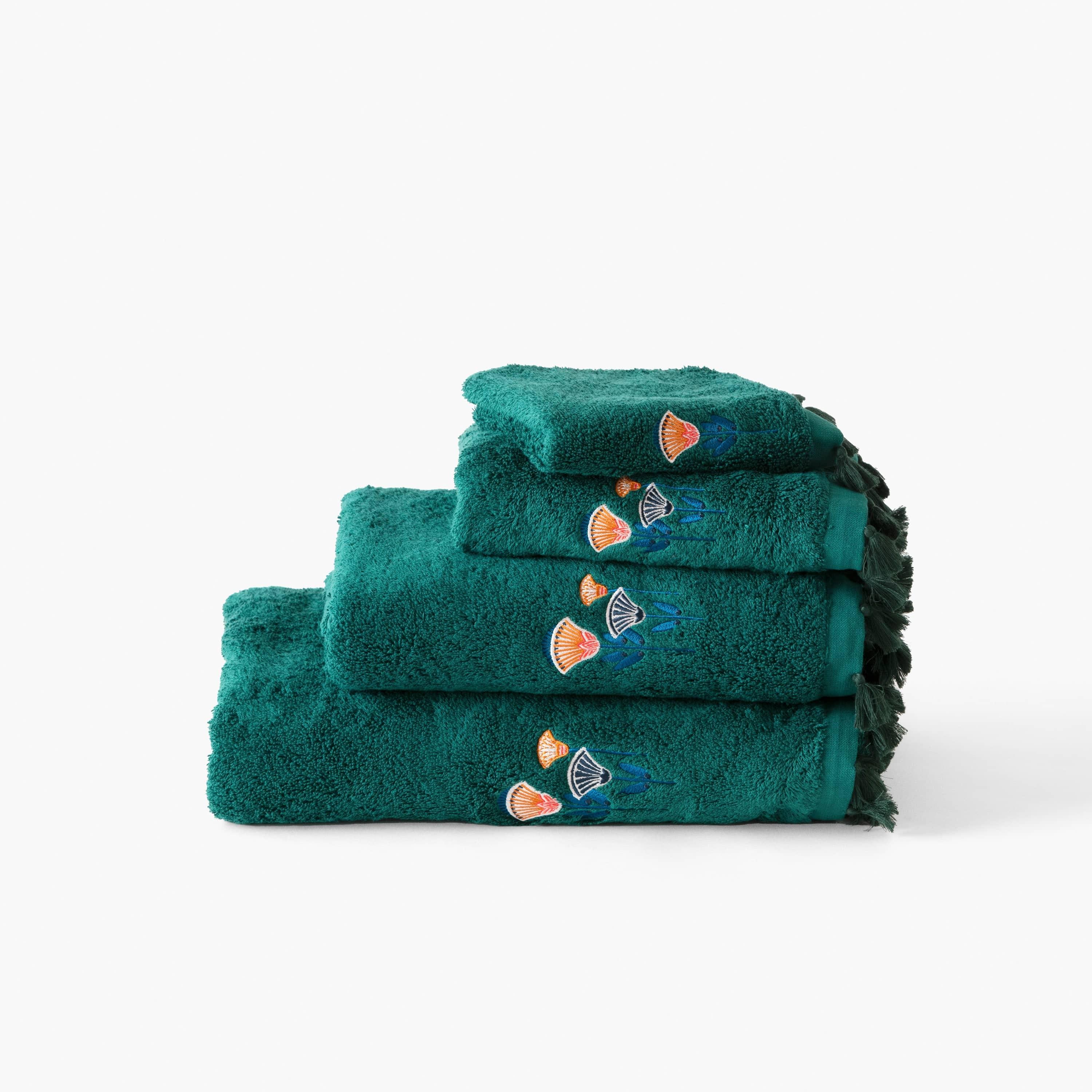 Papyrus Emerald Cotton Bath Towel - Image 7