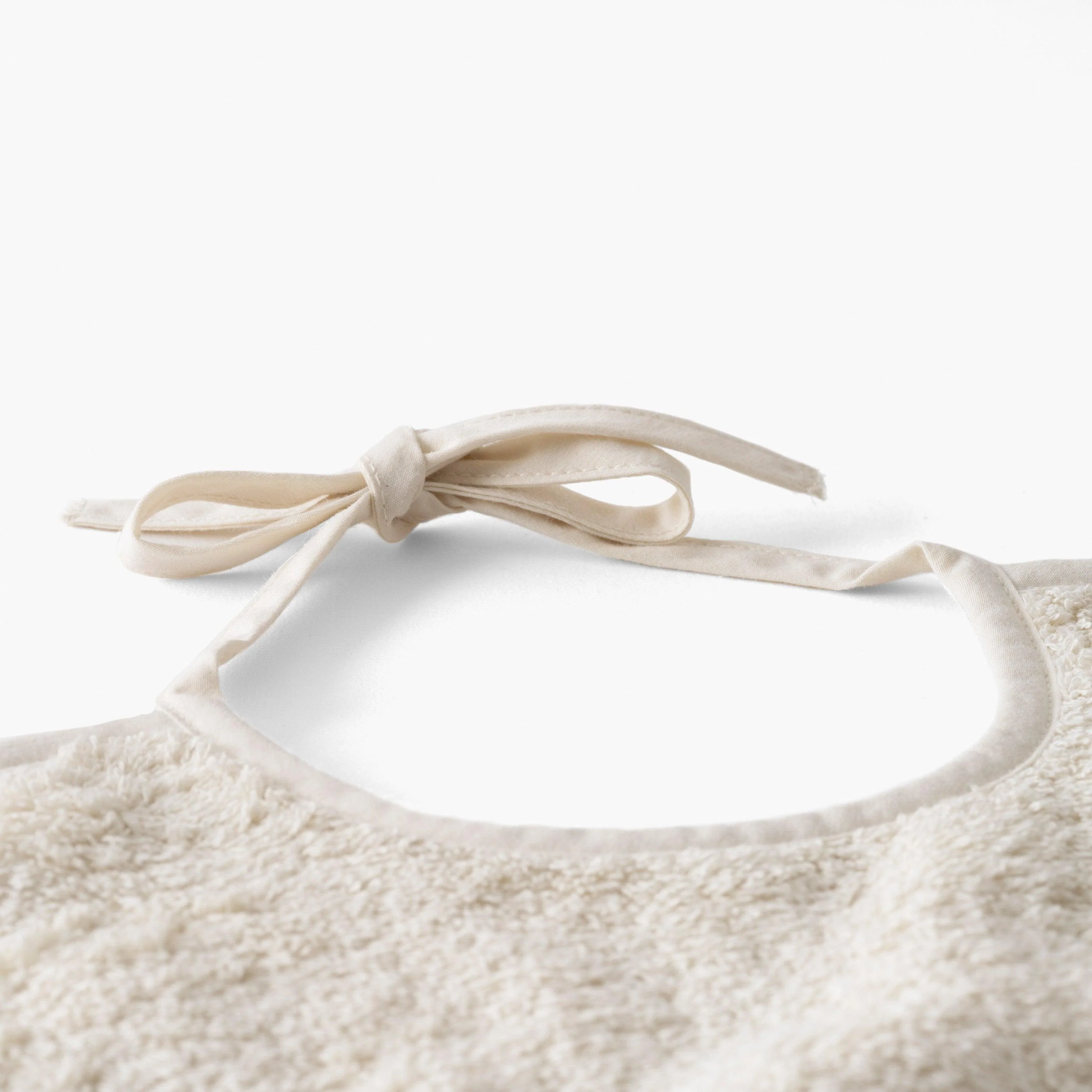 Pinata Organic Cotton Bib - Sand - Image 4