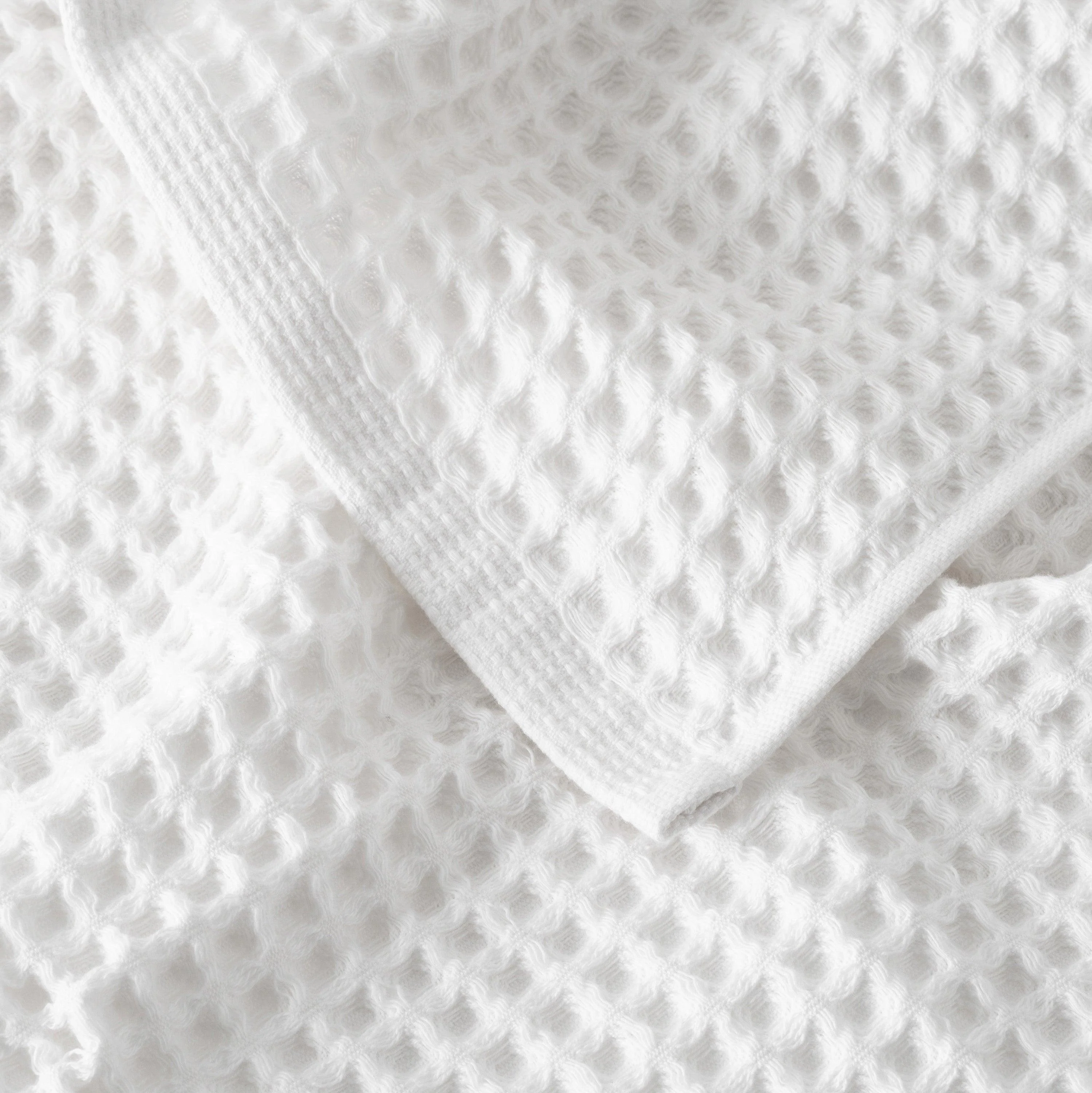 Quadro Organic Cotton Towel - White - Image 4