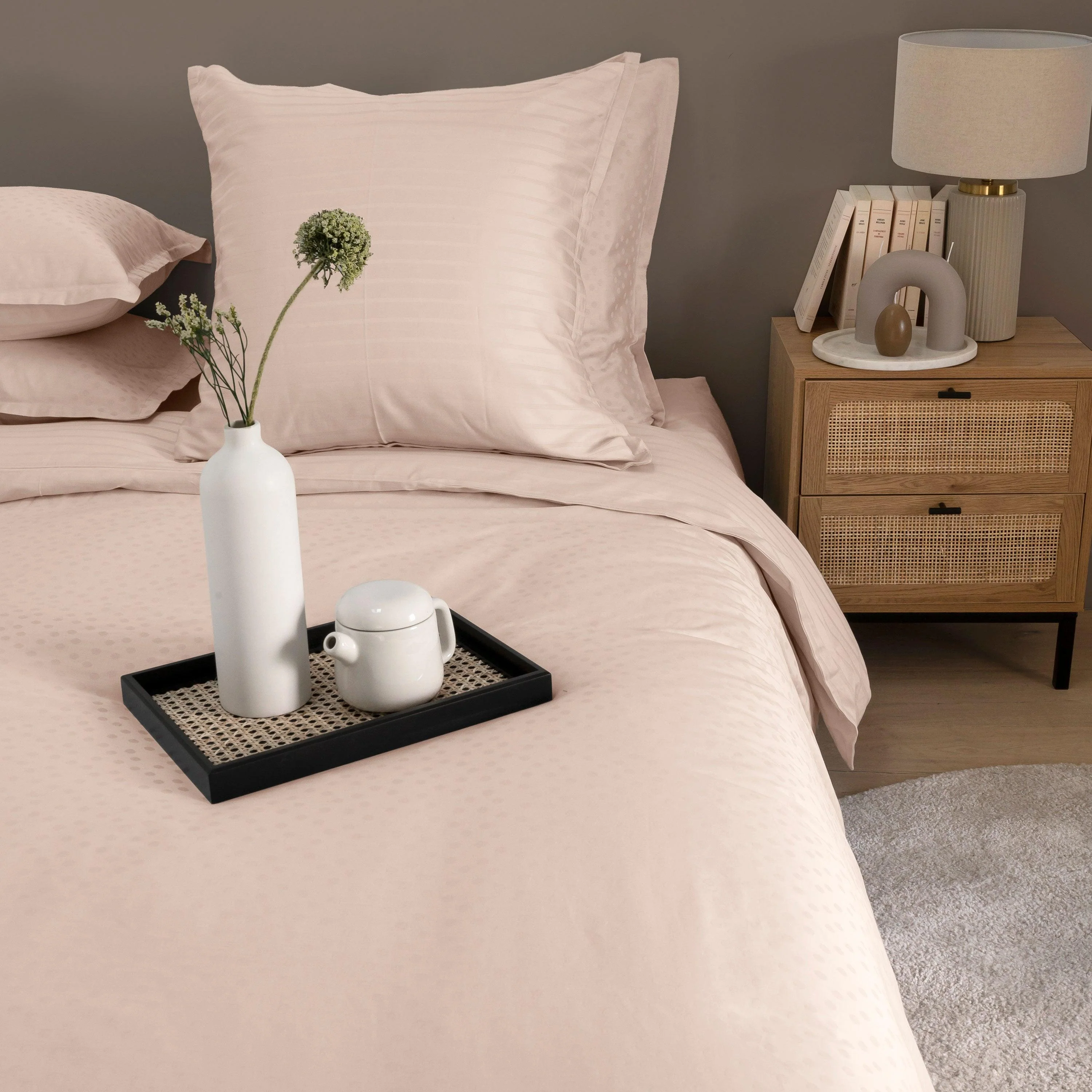 Rectangular Pillowcase in Cotton Sateen Jacquard Prestige Mother-of-Pearl - Image 3